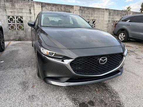 Used 2020 MAZDA MAZDA3 Sedan w/ Select Package FWD image 4