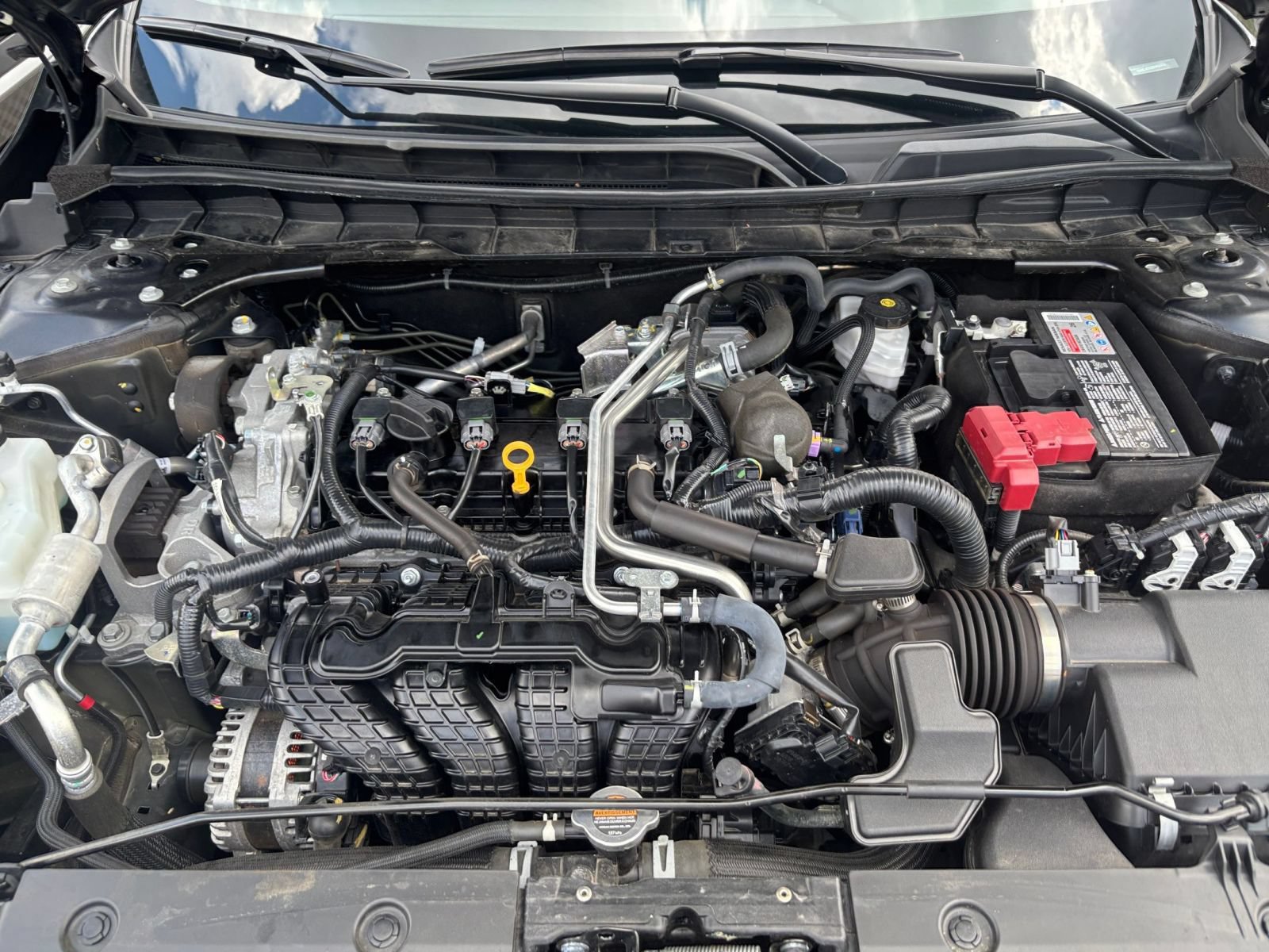 Used 2025 Nissan Altima 2.5 SV FWD image 31
