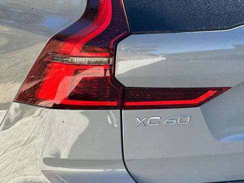 New 2026 Volvo XC60 B5 Ultra w/ Climate Package image 7