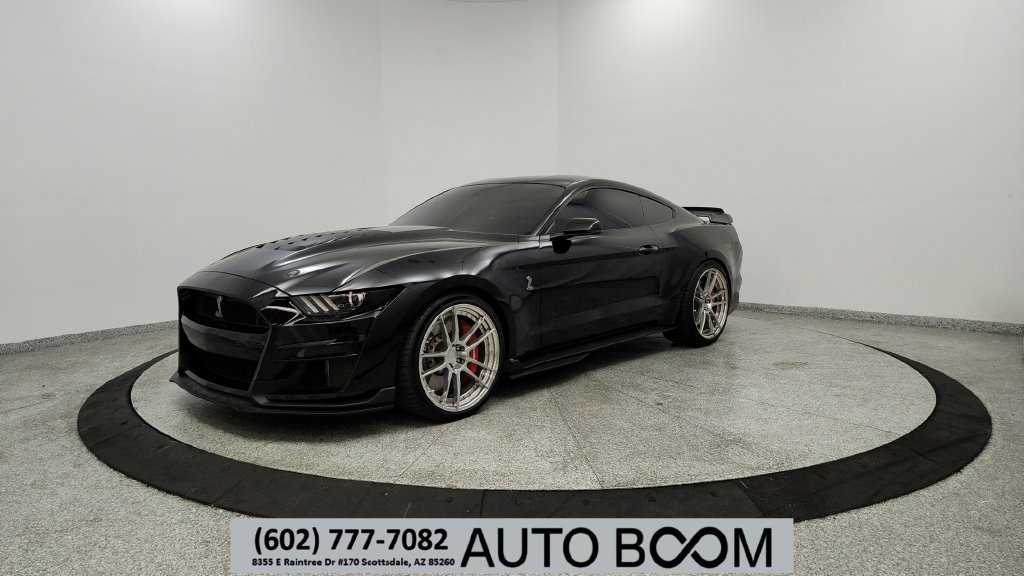Used 2020 Ford Mustang Shelby GT500 w/ Technology Package RWD image 1
