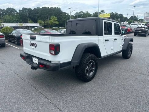 Used 2023 Jeep Gladiator Rubicon w/ Cold Weather Group AWD/4WD image 3