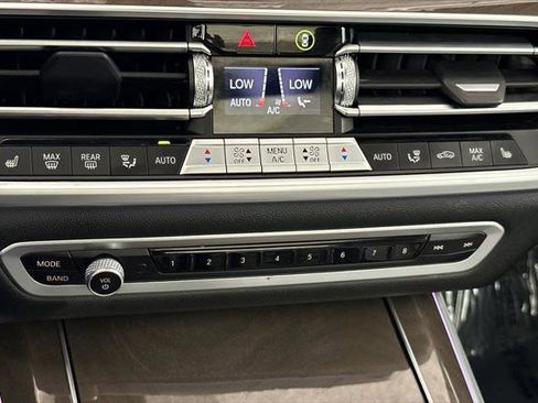 Used 2023 BMW X5 xDrive45e w/ Climate Comfort Package AWD/4WD image 20