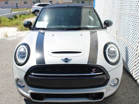 Used 2019 MINI Cooper S w/ Premium Package FWD image 6