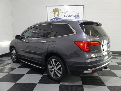 Used 2018 Honda Pilot Elite image 11