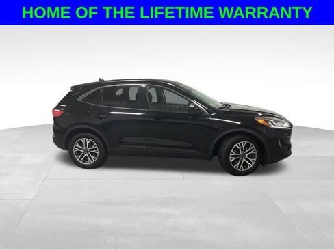Used 2022 Ford Escape SEL image 2