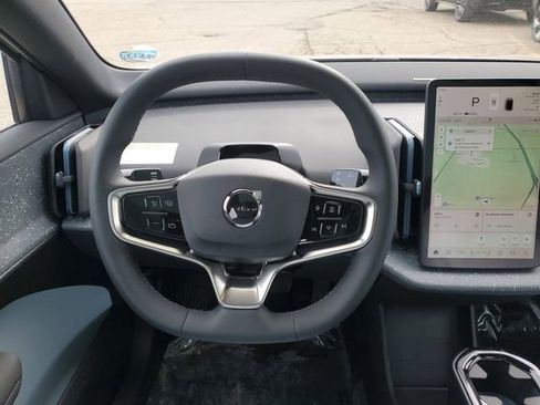 New 2026 Volvo EX30 Ultra w/ Protection Package Premier image 21
