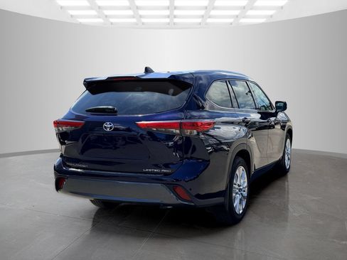 Used 2020 Toyota Highlander Limited AWD/4WD image 5