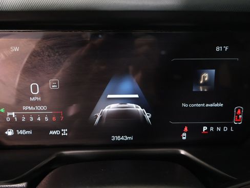 Used 2025 GMC Acadia AT4 AWD/4WD image 4