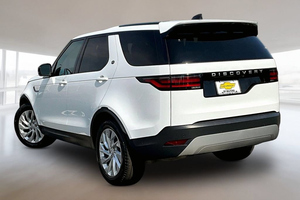 Used 2024 Land Rover Discovery S AWD/4WD image 4