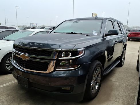 Used 2019 Chevrolet Tahoe LT image 3