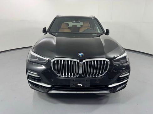 Used 2021 BMW X5 xDrive40i w/ Luxury Seating Package 2 AWD/4WD image 2