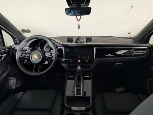 New 2026 Porsche Macan Turbo AWD/4WD image 20