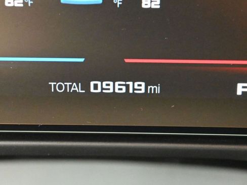 Used 2023 BMW M3 Competition image 21