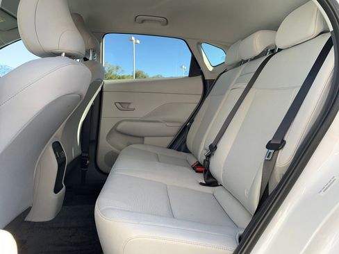 Used 2025 Hyundai Kona SEL image 25