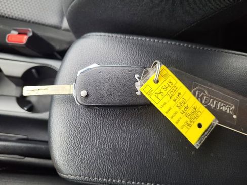 Used 2022 Kia Soul LX w/ Technology Package image 25