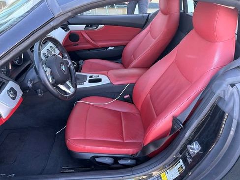 Used 2009 BMW Z4 sDrive30i RWD image 6