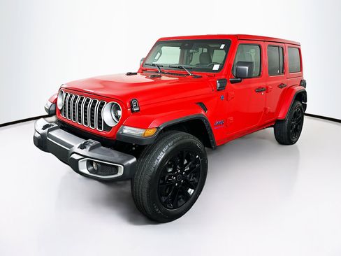 Used 2025 Jeep Wrangler Sahara w/ Safety Group image 3