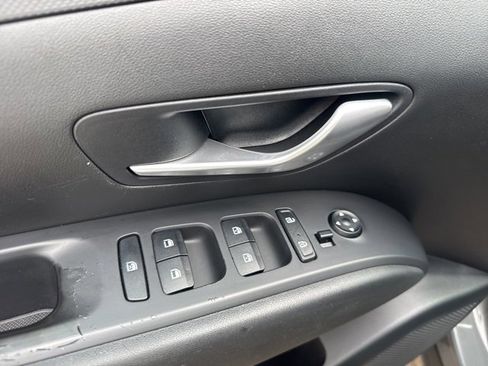 Used 2022 Hyundai Santa Cruz SEL image 11