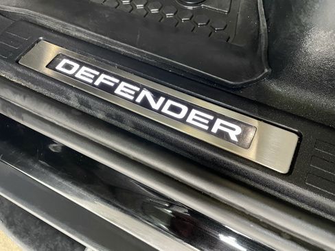 Used 2023 Land Rover Defender 110 X AWD/4WD image 44