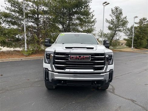 Used 2024 GMC Sierra 2500 SLE image 7