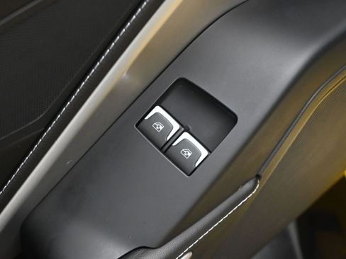Used 2016 Chevrolet Corvette Z06 image 9
