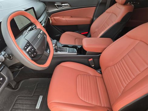 New 2026 Kia Sportage SX image 9