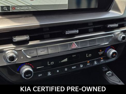 Used 2025 Kia Telluride S FWD image 25
