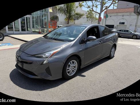 Used 2017 Toyota Prius Four w/ Advanced Technology Package FWD image 1