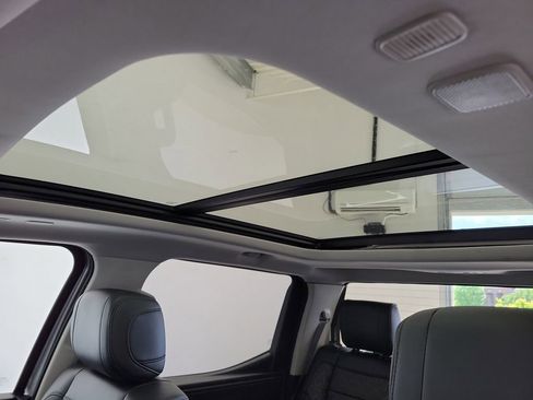 Used 2022 Toyota Tundra Limited image 18