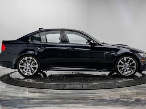 Used 2011 BMW M3 Sedan RWD image 20