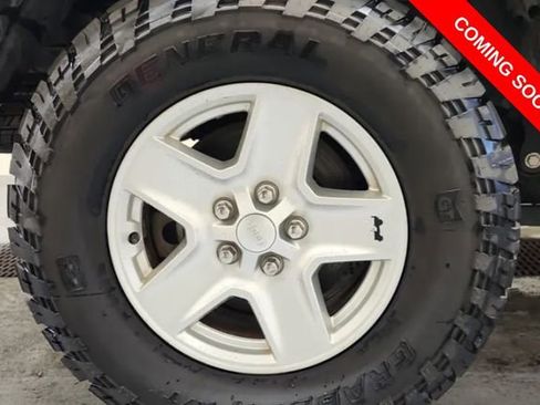 Used 2020 Jeep Gladiator Sport w/ Quick Order Package 24S image 5