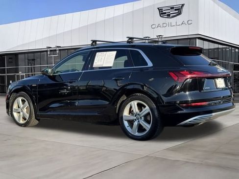 Used 2019 Audi e-tron Premium Plus image 5