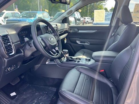 New 2025 Ford Ranger Lariat w/ FX4 Off-Road Package image 36