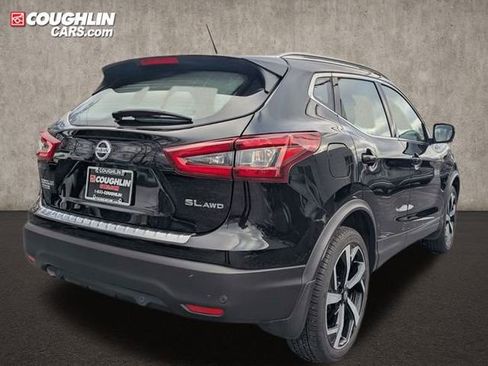 Certified 2022 Nissan Rogue Sport SL image 7