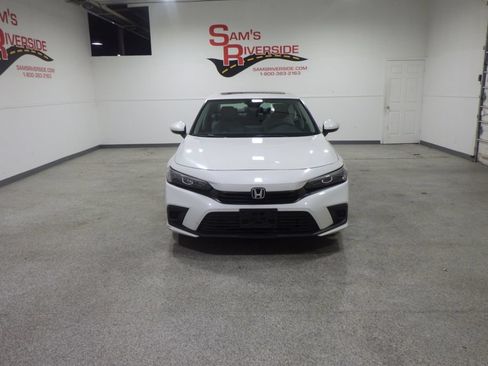 Used 2022 Honda Civic EX image 6