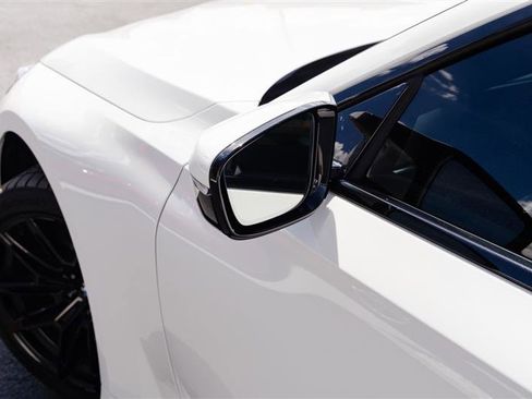 Used 2024 BMW M2 w/ Carbon Package image 11