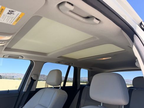 Used 2014 Mercedes-Benz GLK 350 2WD image 42