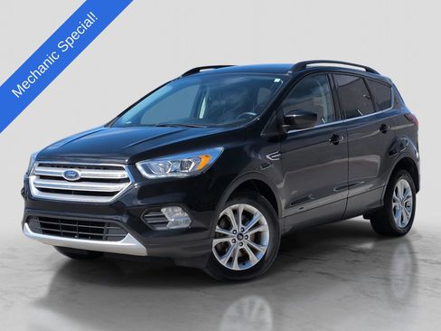 Used 2019 Ford Escape SEL image 1