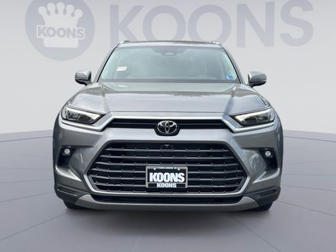 New 2026 Toyota Grand Highlander AWD image 4