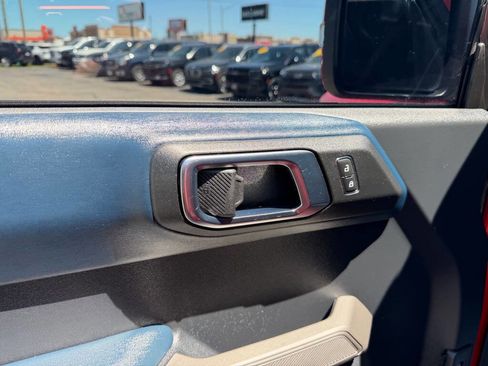 Used 2022 Ford Bronco Outer Banks AWD/4WD image 12