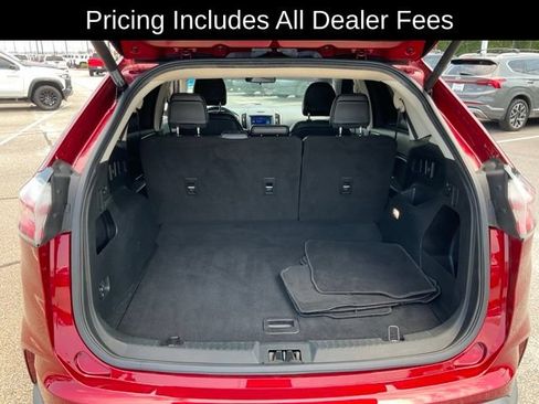 Used 2019 Ford Edge SEL w/ Equipment Group 201A FWD image 18