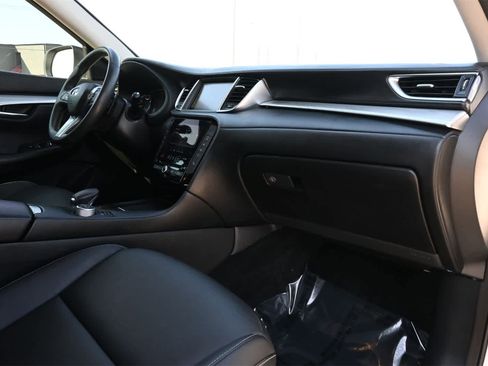Used 2020 INFINITI QX50 Luxe w/ Navigation Package image 23