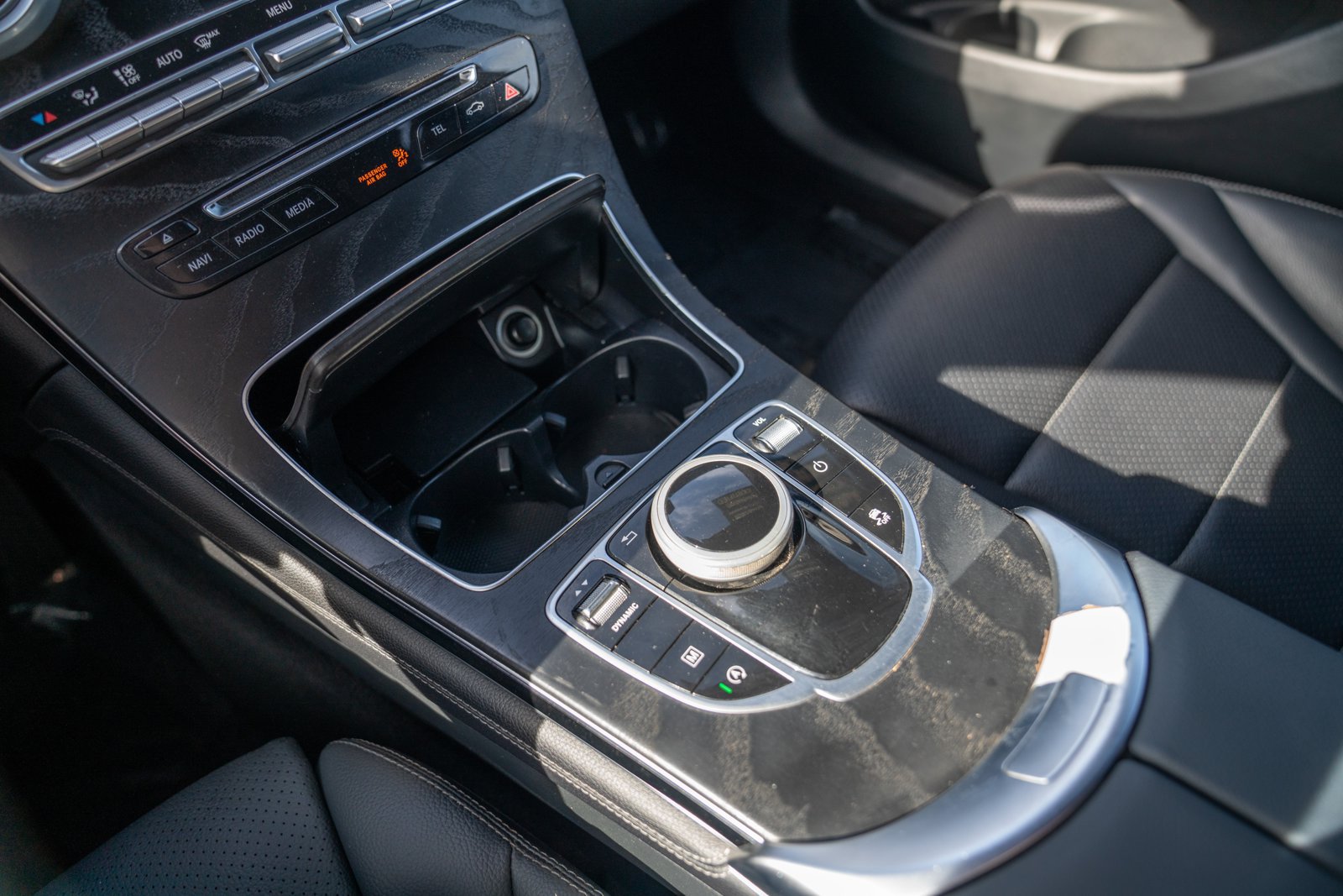 Used 2018 Mercedes-Benz GLC 300 4MATIC image 19