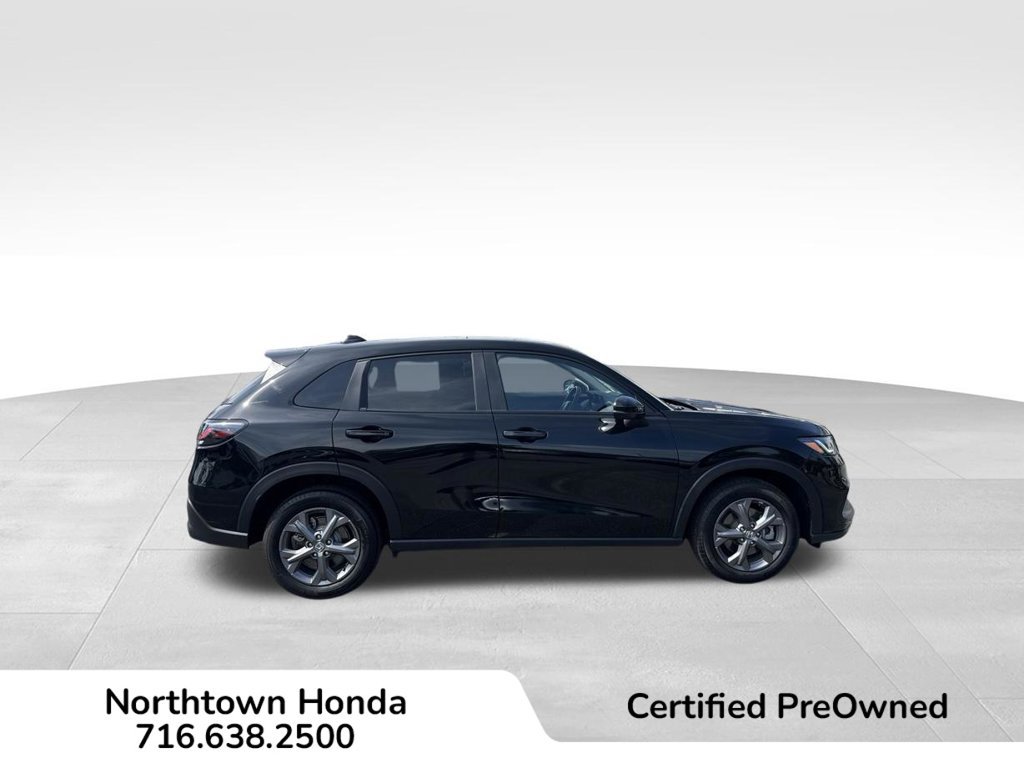 Certified 2027 Honda HR-V LX image 3