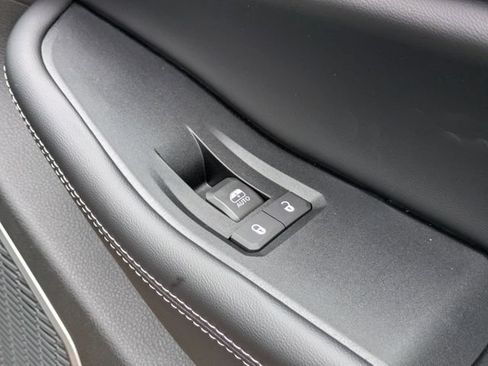 New 2026 Jeep Grand Cherokee Limited AWD/4WD image 35