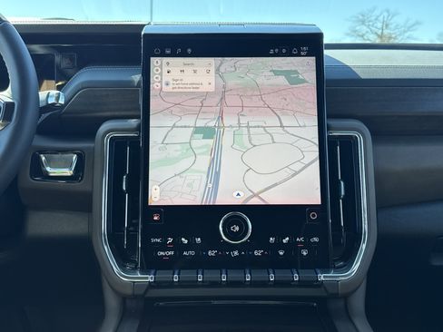 Used 2026 GMC Yukon Denali Ultimate w/ LPO, Floor Liner Package image 32