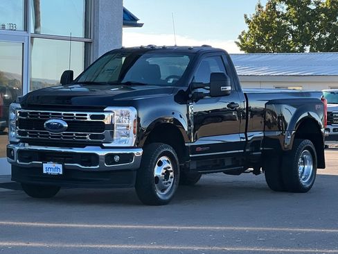 Used 2024 Ford F350 XLT w/ FX4 Off-Road Package image 9