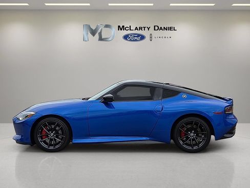 Used 2024 Nissan Z Performance w/ Floor Mat Package RWD image 3