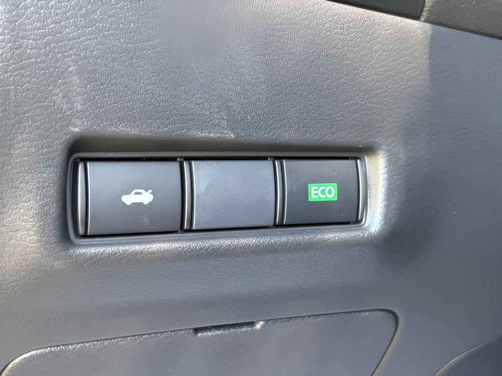 New 2027 Nissan Sentra S w/ S Cold Weather Package FWD image 18