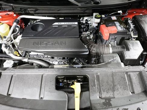 Used 2023 Nissan Rogue SV image 28